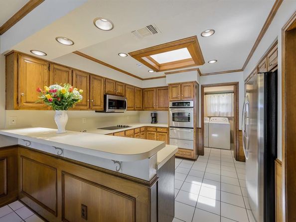 7028  Mumford Street , Dallas Texas 75252