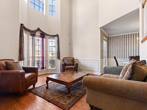 1716  Stonebridge Drive , DeSoto Texas 75115