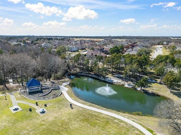 1716  Stonebridge Drive , DeSoto Texas 75115