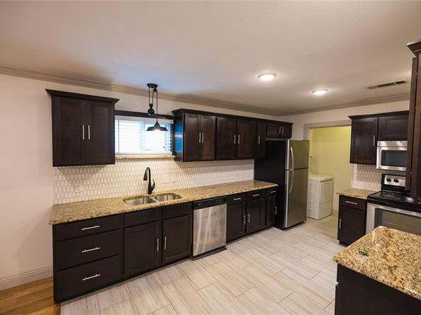 4917  Calmont Avenue , Fort Worth Texas 76107