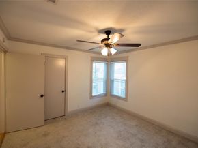 4917  Calmont Avenue , Fort Worth Texas 76107