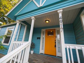 4917  Calmont Avenue , Fort Worth Texas 76107