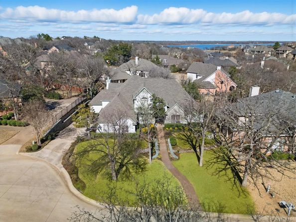 812  Woodhaven Drive , Highland Village Texas 75077