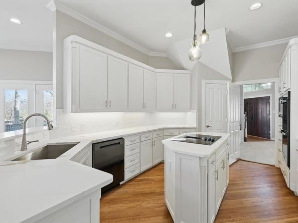 812  Woodhaven Drive , Highland Village Texas 75077