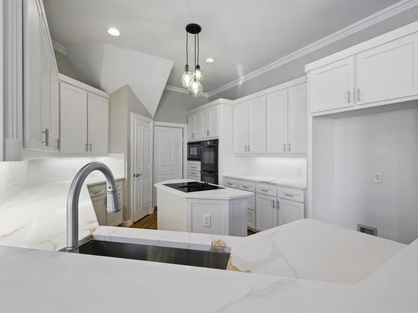 812  Woodhaven Drive , Highland Village Texas 75077