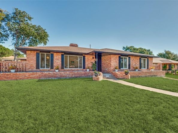 4714  Crownpoint Circle , Dallas Texas 75232