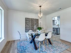 4714  Crownpoint Circle , Dallas Texas 75232