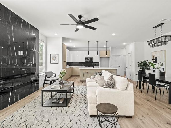 2603  Tanner Street , Dallas Texas 75215