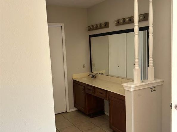 434  Pogue Street , Cedar Hill Texas 75104