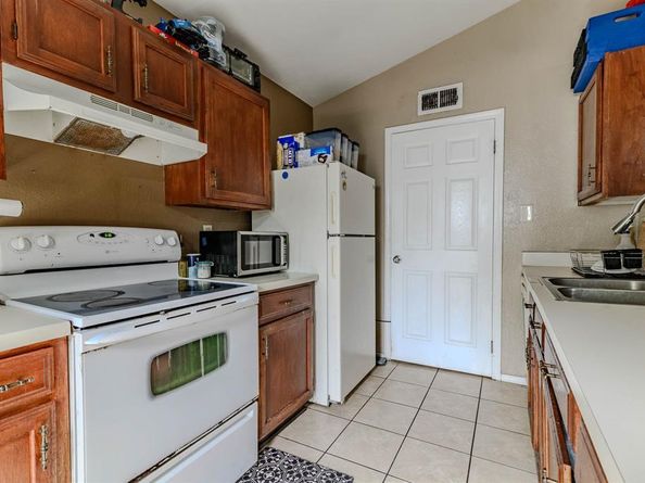 434  Pogue Street , Cedar Hill Texas 75104