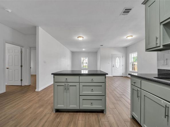 2522  Refugio Avenue , Fort Worth Texas 76164