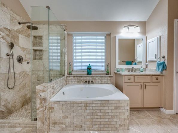 5800  Legend Lane , The Colony Texas 75056