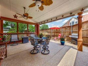 5800  Legend Lane 