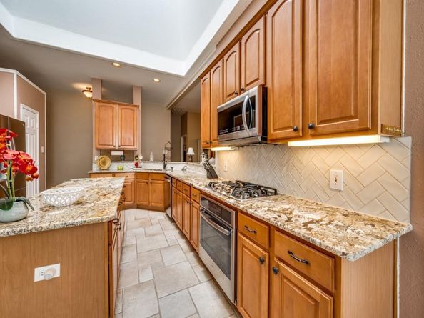 5800  Legend Lane , The Colony Texas 75056