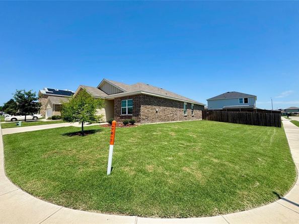 5300  Shady Springs Trail , Fort Worth Texas 76179