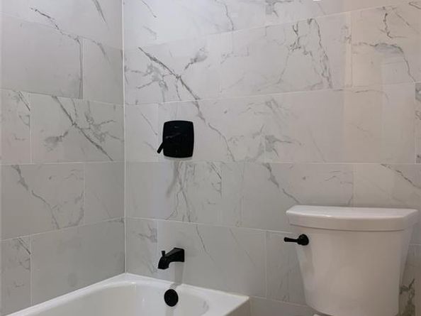 8601  Park Lane  523, Dallas Texas 75231