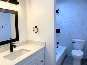 8601  Park Lane  523, Dallas Texas 75231