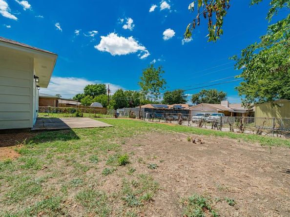 1307  Serenade Lane , Dallas Texas 75241