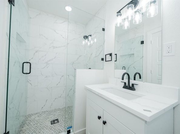 1307  Serenade Lane , Dallas Texas 75241