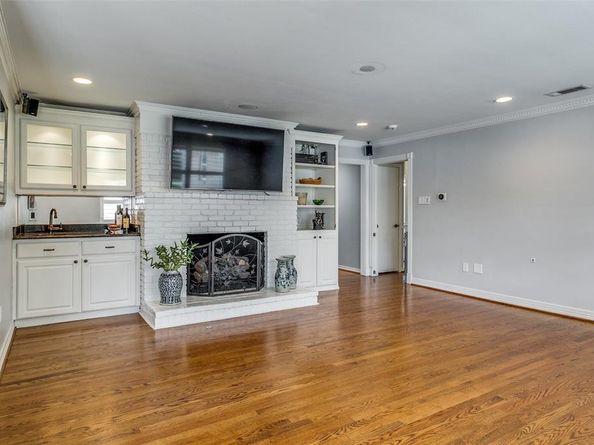 6314  Woodcrest Lane , Dallas Texas 75214