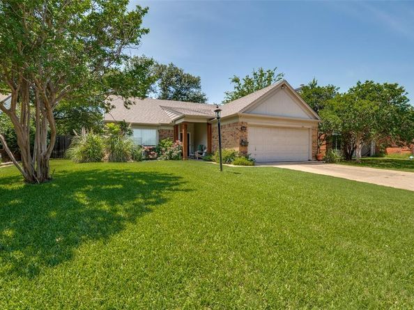 4445  Newport Street , Grand Prairie Texas 75052