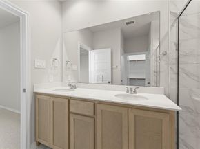 1641  Meadow Crest Drive , Aubrey Texas 76227