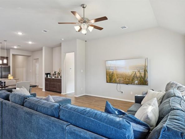 748  Long Iron Drive , Fort Worth Texas 76108