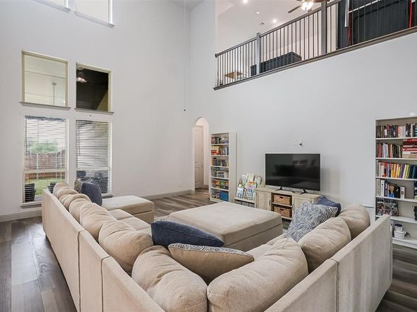 12959  Averi Lane , Farmers Branch Texas 75234