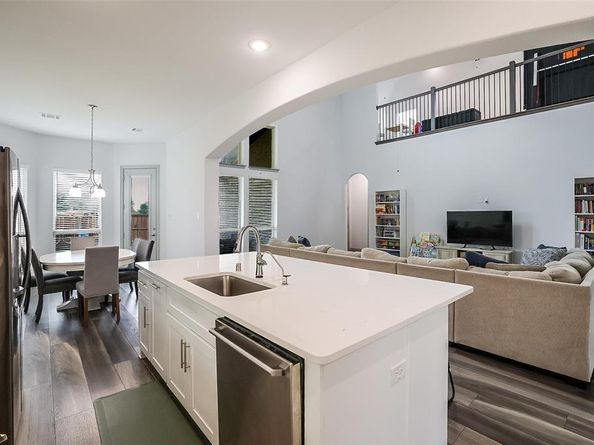 12959  Averi Lane , Farmers Branch Texas 75234