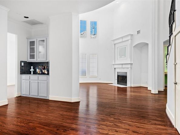 1136  Pedernales Trail , Irving Texas 75063
