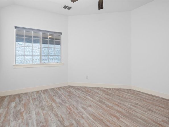 1136  Pedernales Trail , Irving Texas 75063