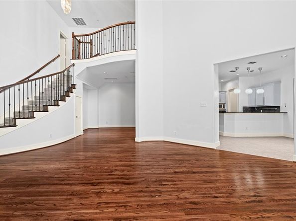 1136  Pedernales Trail , Irving Texas 75063