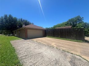 3210  Andrea Lane , Garland Texas 75040