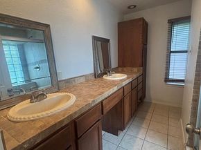 3210  Andrea Lane , Garland Texas 75040
