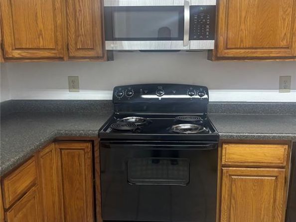 3210  Andrea Lane , Garland Texas 75040