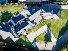 4527 N Lindhurst Avenue , Dallas Texas 75229