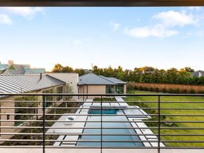 4527 N Lindhurst Avenue , Dallas Texas 75229