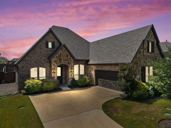 913  Colby Bluff Drive , Rockwall Texas 75087
