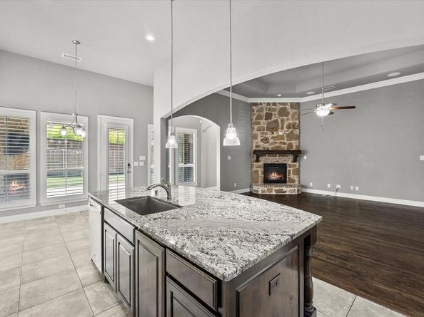 913  Colby Bluff Drive , Rockwall Texas 75087