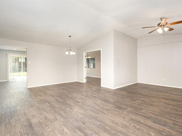 1008  Almond Drive , Mansfield Texas 76063