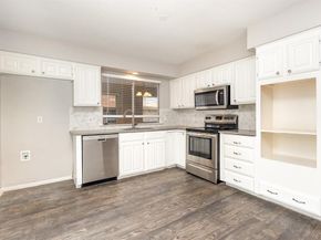 1008  Almond Drive , Mansfield Texas 76063