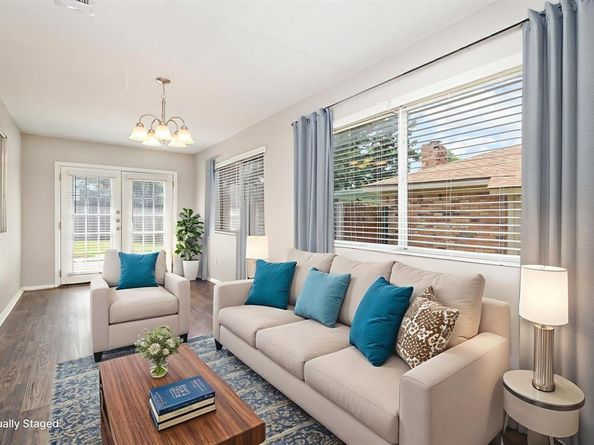 1008  Almond Drive , Mansfield Texas 76063