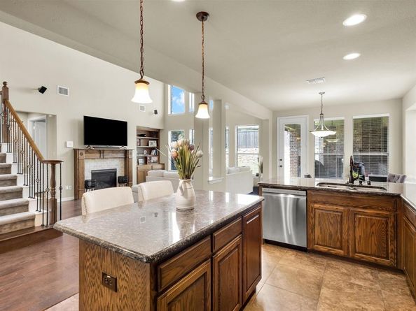 214  Crestbrook Drive , Rockwall Texas 75087