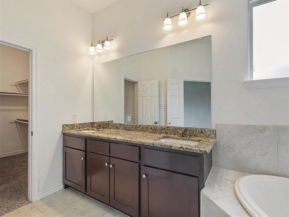 3101  Eastcrest Court , Fort Worth Texas 76105