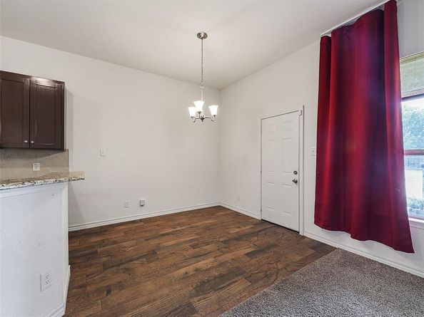 3101  Eastcrest Court , Fort Worth Texas 76105