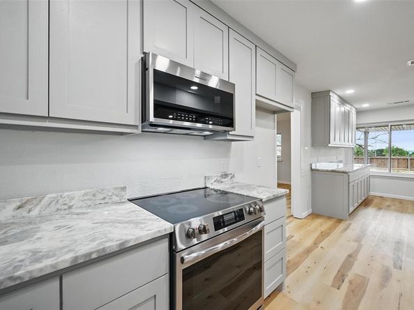 9813  Bancroft Drive , Benbrook Texas 76126