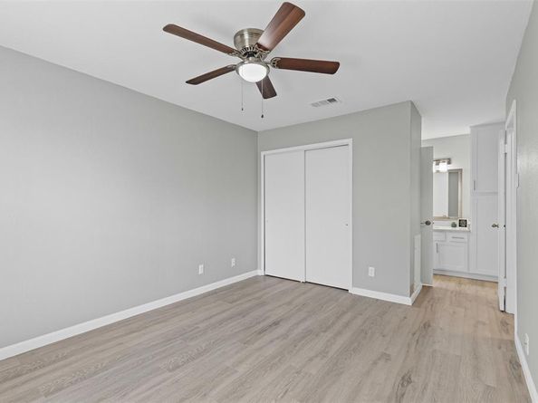 2240  Tarpley Road  422, Carrollton Texas 75006