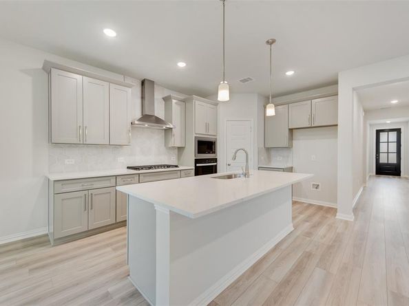3116  Arthurdale Street , Celina Texas 75009