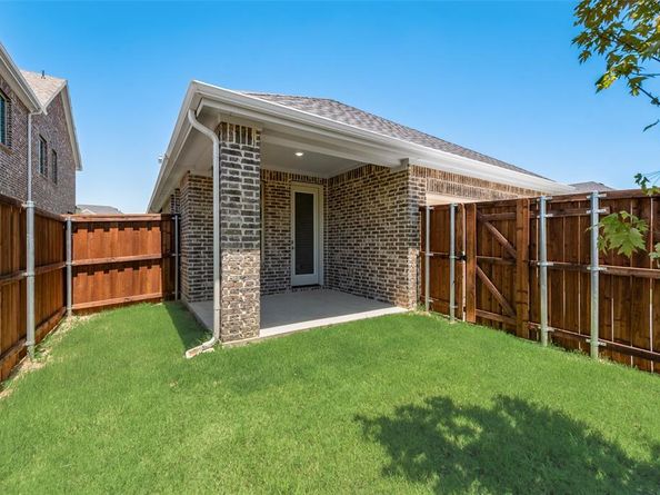 3116  Arthurdale Street , Celina Texas 75009