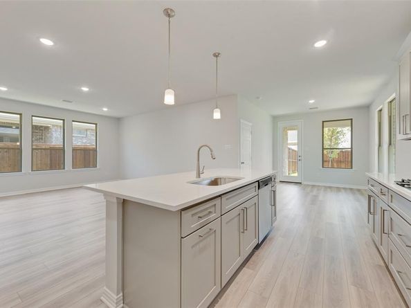 3116  Arthurdale Street , Celina Texas 75009